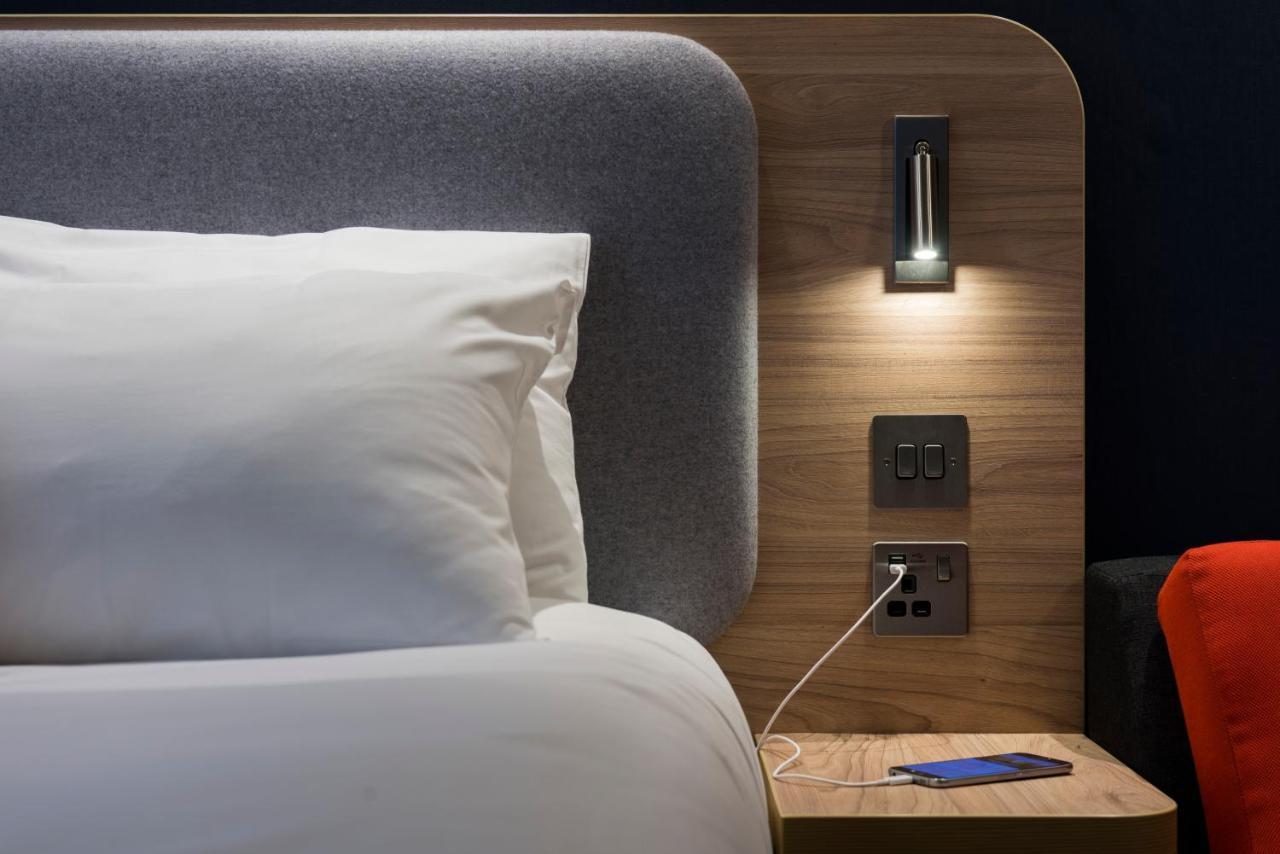Holiday Inn Express - Fleet By Ihg 外观 照片